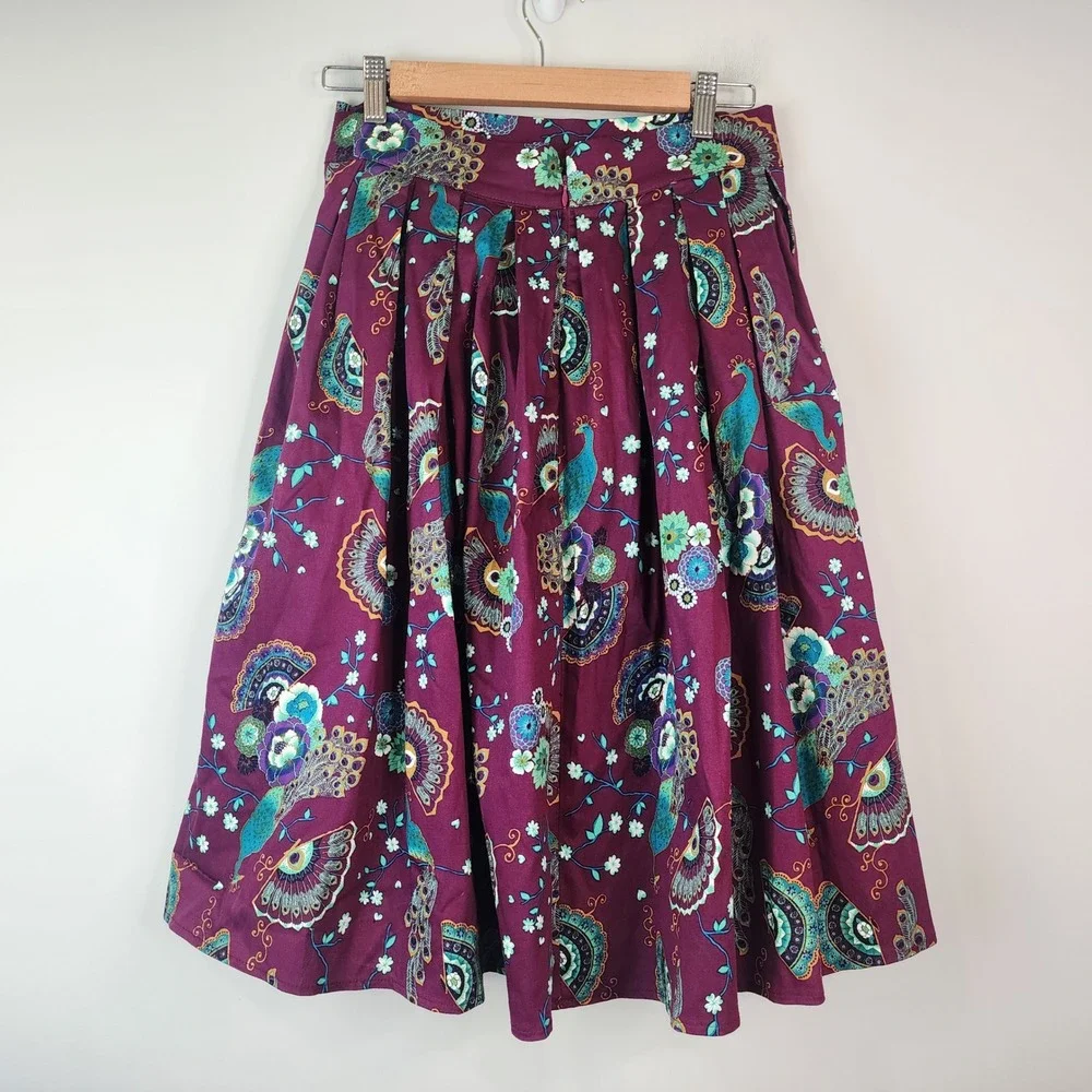 Banned Apparel Frankie Peacock Skirt Women's Small Bordeaux Purple Pleated NWT - Picture 4 of 7
